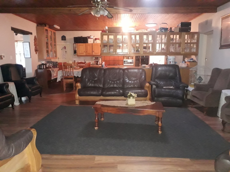 5 Bedroom Property for Sale in Sasolburg Free State